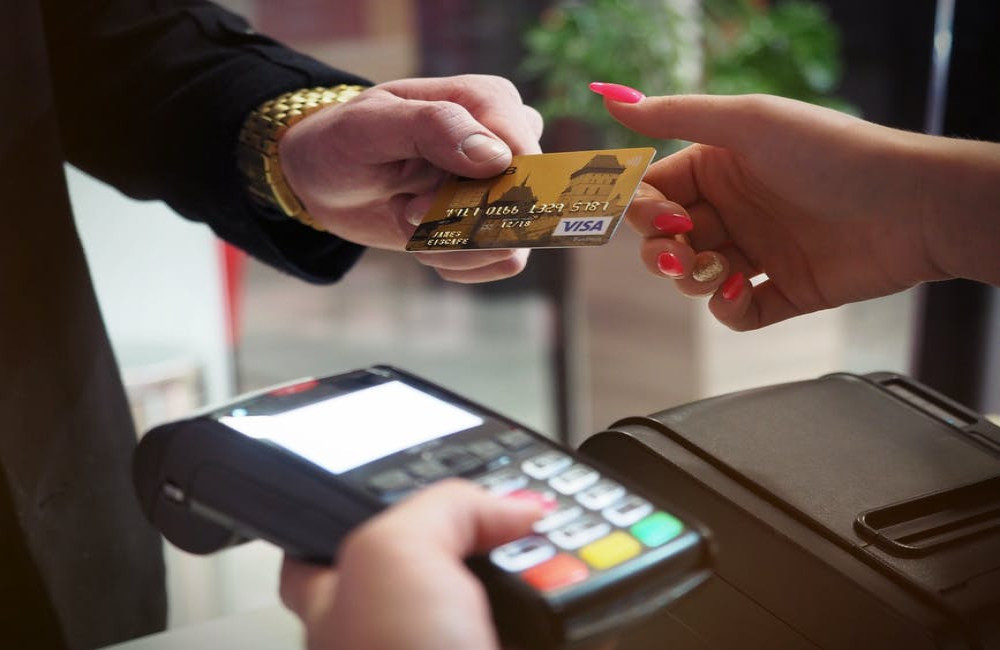 Wanneer keert een online casino gewonnen geld uit en hoe lang duurt dat?