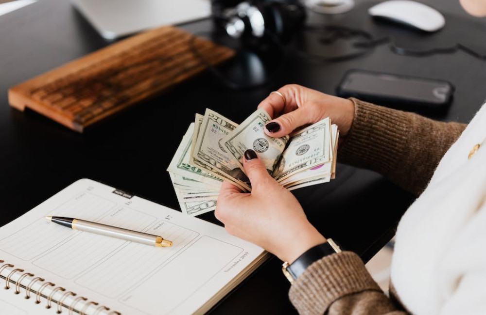 Hoe bepaal je je budget bij online gokken voor meer speelplezier?